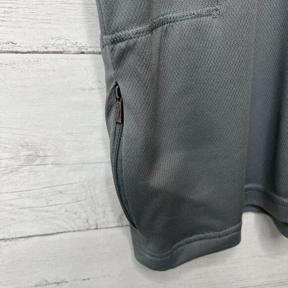 SCOTTeVEST Shirt Mens Size Large Charcoal Gray Performance Short Sleeve Pockets - Picture 8 of 16